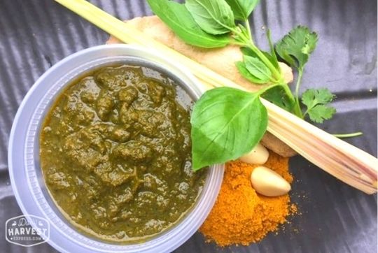 Green Basil Curry Sauce